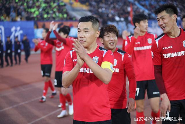 库里16分布朗尼5中1 勇士大胜湖人季前赛5连胜